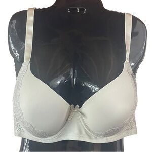 VADALALA Gray Lace Detail Underwire Padded Bra.
